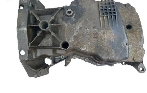 Renault Clio II Oil sump 8200318813-KASACJA 8200318813