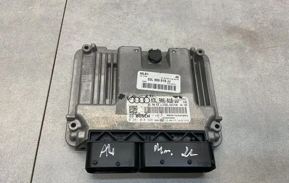 Audi A4 S4 B8 8K Engine control unit/module 03L906018JJ