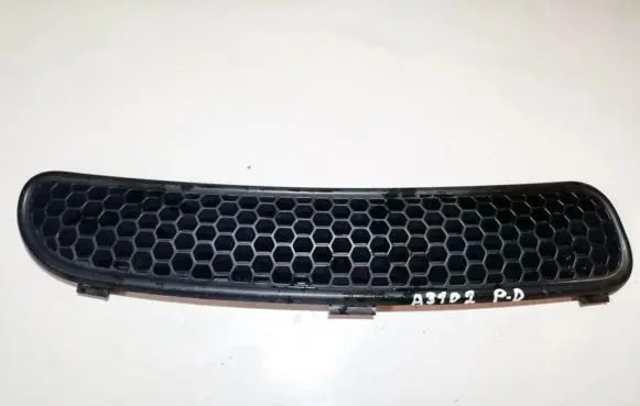 Mini One - Cooper R50 - 53 Wiper trim 7122506