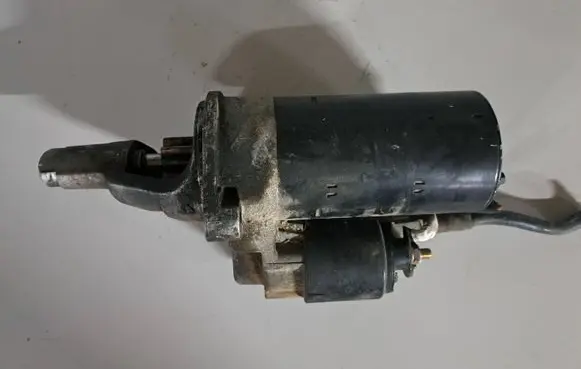 Audi A4 S4 B6 8E 8H Starter motor 0001109021
