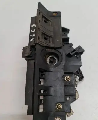 Audi A6 S6 C5 4B Tailgate/trunk/boot lock/catch/latch 4B0827565H 8D9827565H