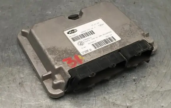 Fiat Punto (188) Engine control unit/module 55193817 CFC208F.01 4DY2X51E