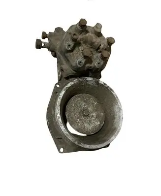 Audi 100 200 5000 C3 Fuel distributor 0438100125