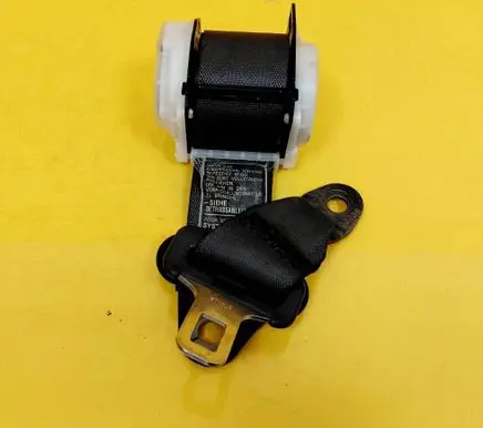 Mitsubishi Colt Rear seatbelt TKAB0EN188