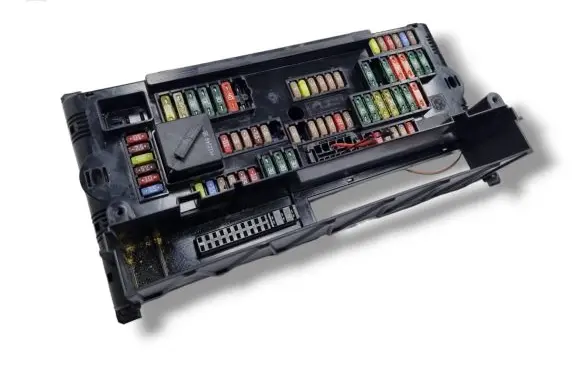 BMW 5 F10 F11 Fuse module 9252815 02891696 317033442