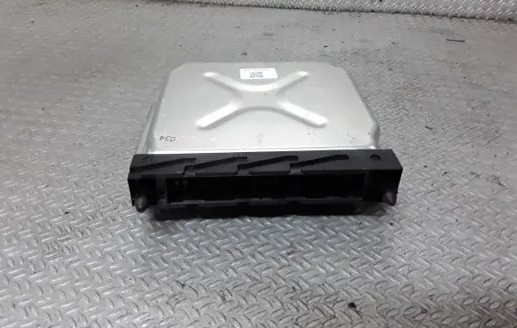 Volvo V70 Engine control unit/module 30684877A