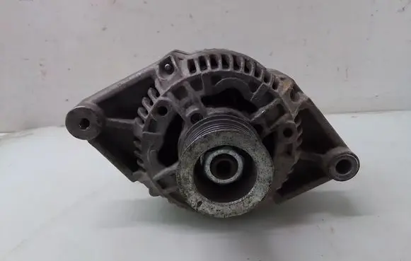 Opel Vectra B Generator/alternator 0123120001