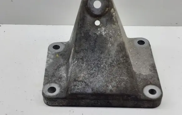 Jaguar XF Engine mounting bracket 8W836061AA