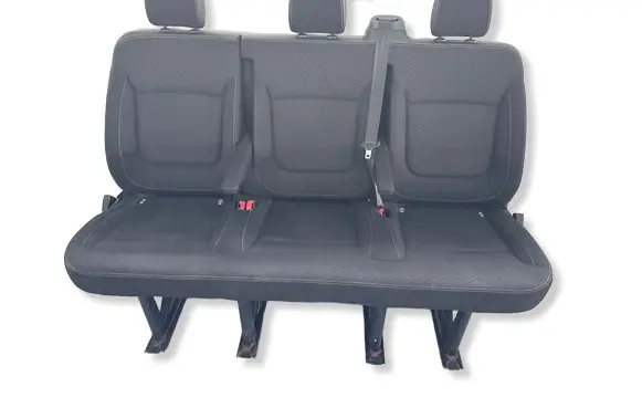 Opel Vivaro Second row seats 