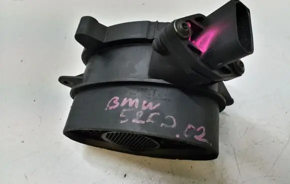 BMW 5 E39 Mass air flow meter 7787076 0928400468