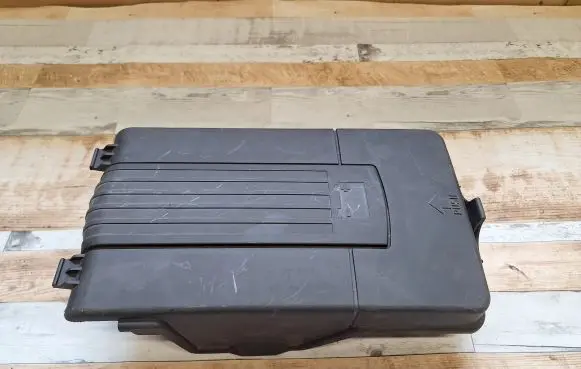 Volkswagen Touran I Battery box tray cover/lid 1K0915443