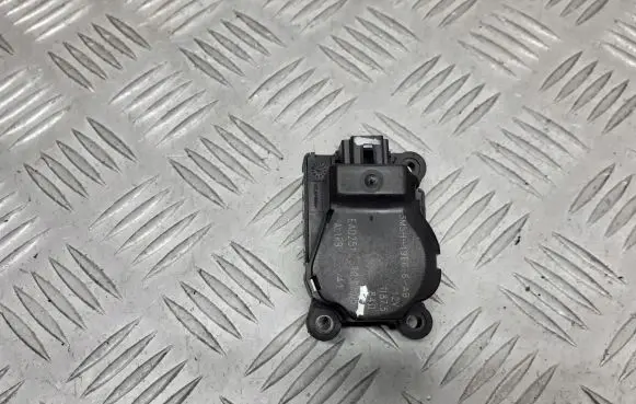 Ford Focus Central body control module 3M5H-19E616-AB