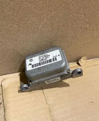 Volkswagen Touran I ESP acceleration yaw rate sensor 1K0907655B 10098503204 09D312100