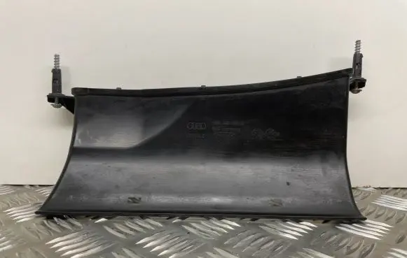 Audi A7 S7 4G Air intake duct part 4G0129618B