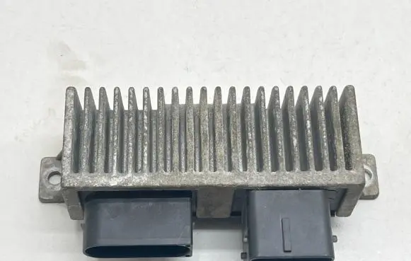Renault Kangoo II Glow plug pre-heat relay 8200558438A RCS812