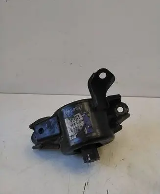 Hyundai i40 Engine mount bracket 218303Z400 12030937