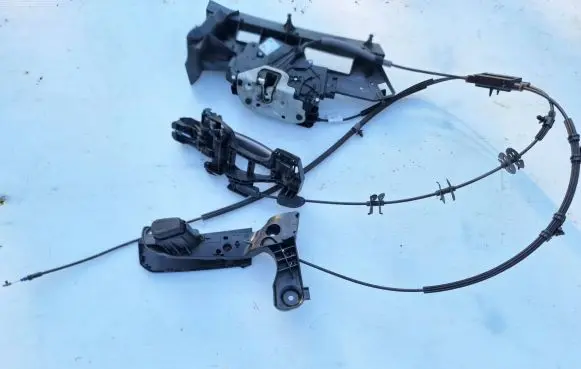 Ford Grand C-MAX Rear door lock AM5AU26413CG AM51U264A27CG