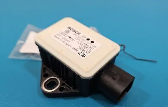Audi A4 S4 B8 8K ESP acceleration yaw rate sensor 8K0907637C IMPRK1552783