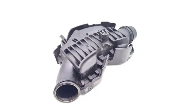 Mercedes-Benz CLS C218 X218 Intake resonator A6429970720 4012381B