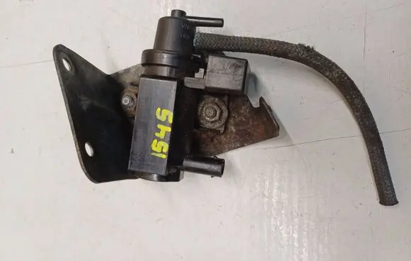 BMW 3 E90 E91 Turbo solenoid valve 780539101