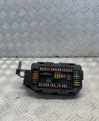 BMW X5 F15 Fuse module 9316568 19326000002 23082014