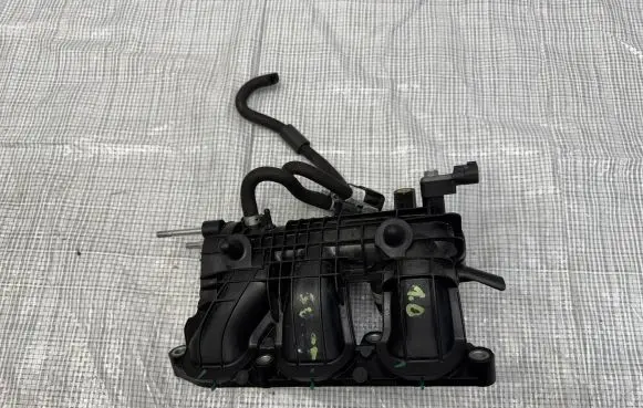 Suzuki Swift II Intake manifold 1169216S01