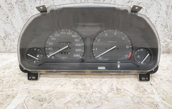 Subaru Legacy Speedometer (instrument cluster) 0182044 NSL210L 85012ac120