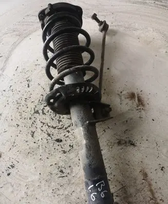 Volkswagen PASSAT B6 Front shock absorber/damper