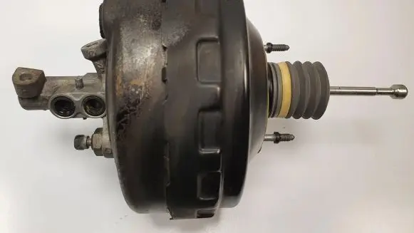Opel Insignia A Brake booster