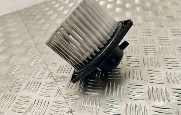Peugeot 4008 Heater fan/blower 7802A217