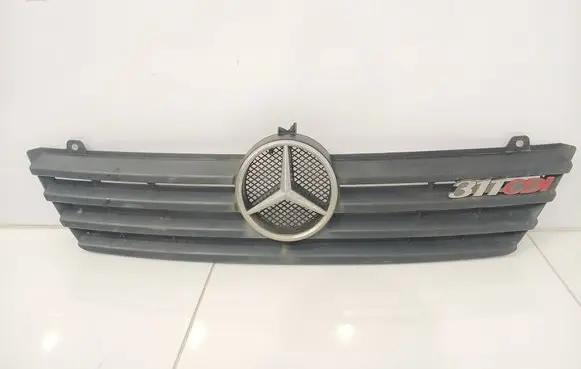 Front bumper upper radiator grill