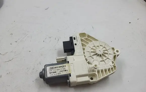 Audi A4 S4 B8 8K Rear door window regulator motor 8K0959812 1101965577100