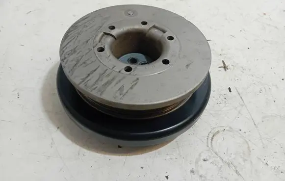 BMW 5 G30 G31 G38 Crankshaft pulley 8638534 17015670