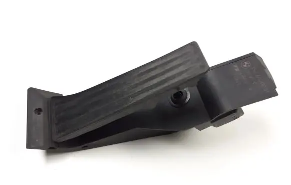 BMW 5 E60 E61 Accelerator throttle pedal 6762482 A3126A321480U176