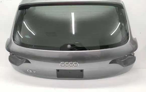 Tailgate/trunk/boot lid
