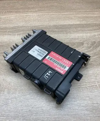 Audi 80 90 S2 B4 Engine control unit/module ECU 443907311C 0261200273