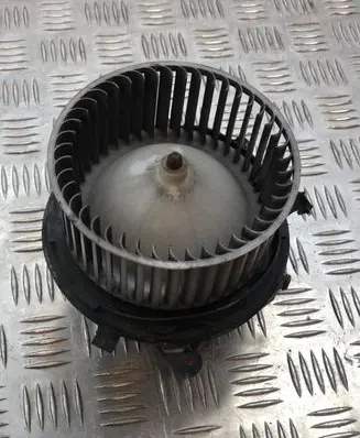 Mercedes-Benz E W212 Heater fan/blower V7825001