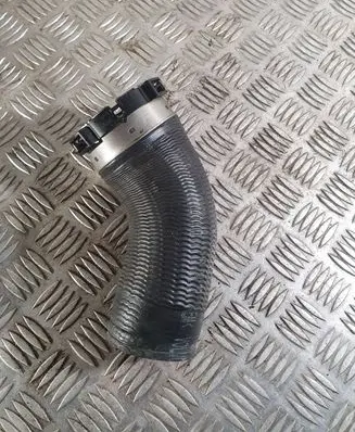 Volvo S90, V90 Intercooler hose/pipe 31657758