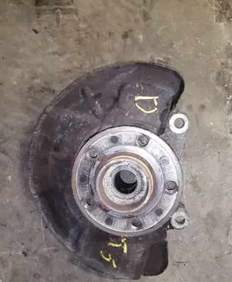 Volvo S60 Front wheel hub spindle knuckle