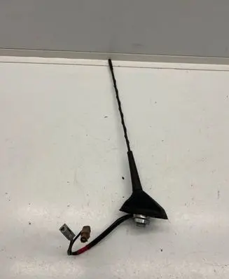 Nissan Qashqai Radio antenna 28R023002