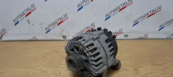 BMW 3 E92 E93 Generator/alternator 7802261 12317802261