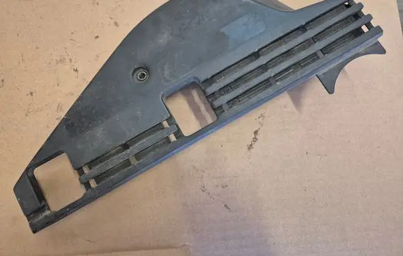 Volkswagen Golf III Engine cover (trim) 021133918
