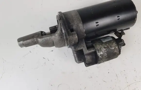 Audi A4 S4 B6 8E 8H Starter motor 059911023H