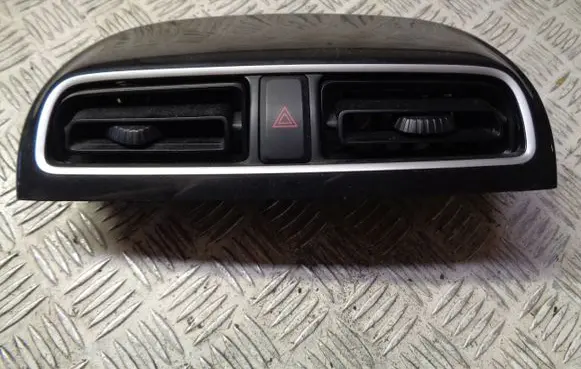 Mitsubishi Space Star Dash center air vent grill 8002B003XA