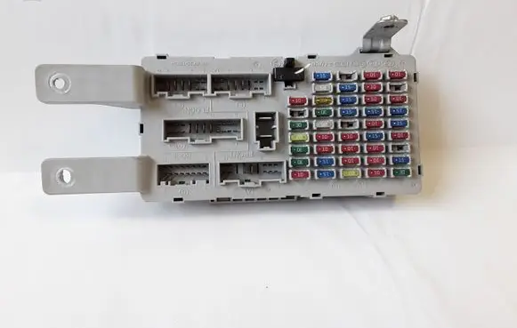Hyundai Santa Fe Fuse module 919502B400 AK4552