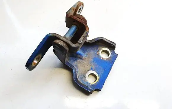 Suzuki Ignis Rear door lower hinge