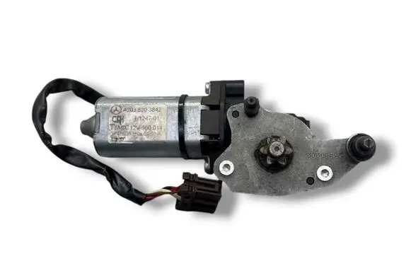 Mercedes-Benz C W203 Seat adjustment motor A2038203842
