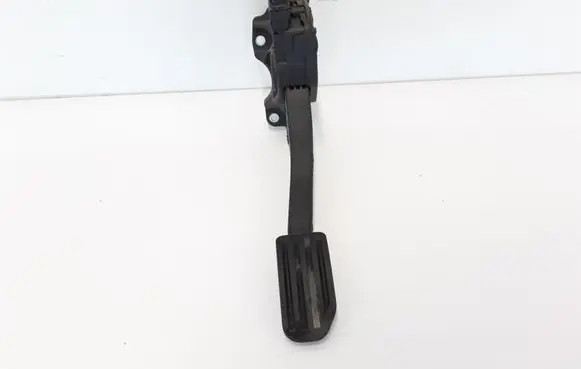 Volvo S60 Accelerator throttle pedal 31329062