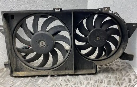 Chrysler Voyager Fan set 874746V 874734G
