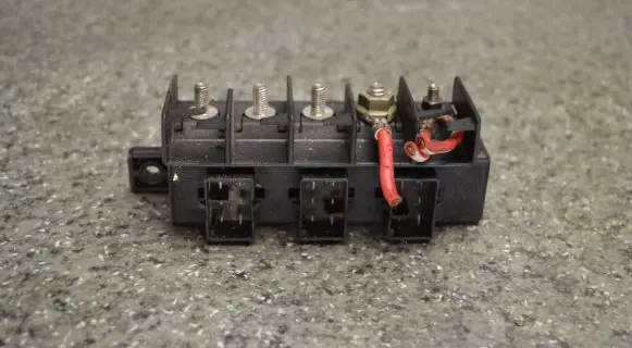Volkswagen Golf IV Fuse box set 8L0941822